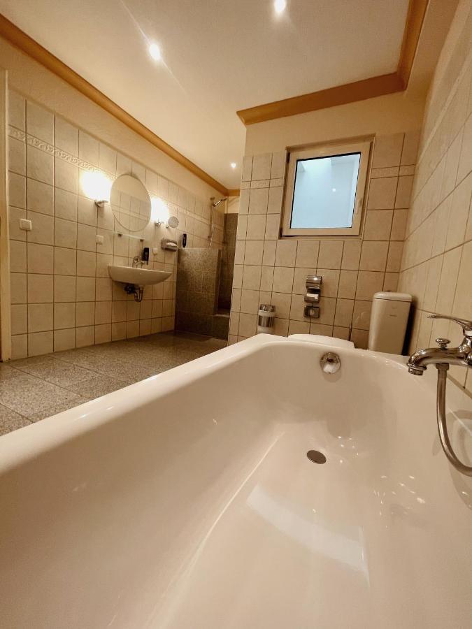 Apartment Josephine لوبيك المظهر الخارجي الصورة