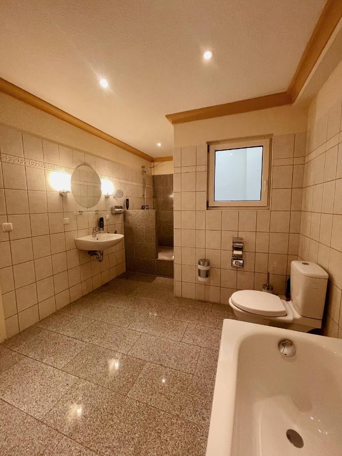 Apartment Josephine لوبيك المظهر الخارجي الصورة
